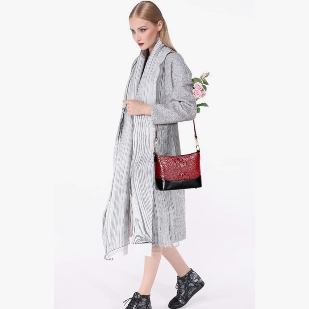 Crocodile crossbody, genuine, laser, purse,  👜